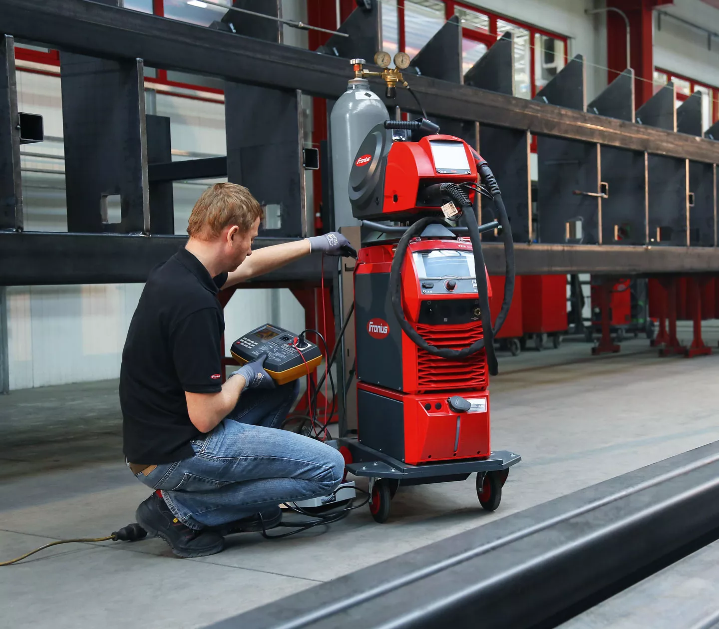 Inspection by our Fronius experts. Inspection