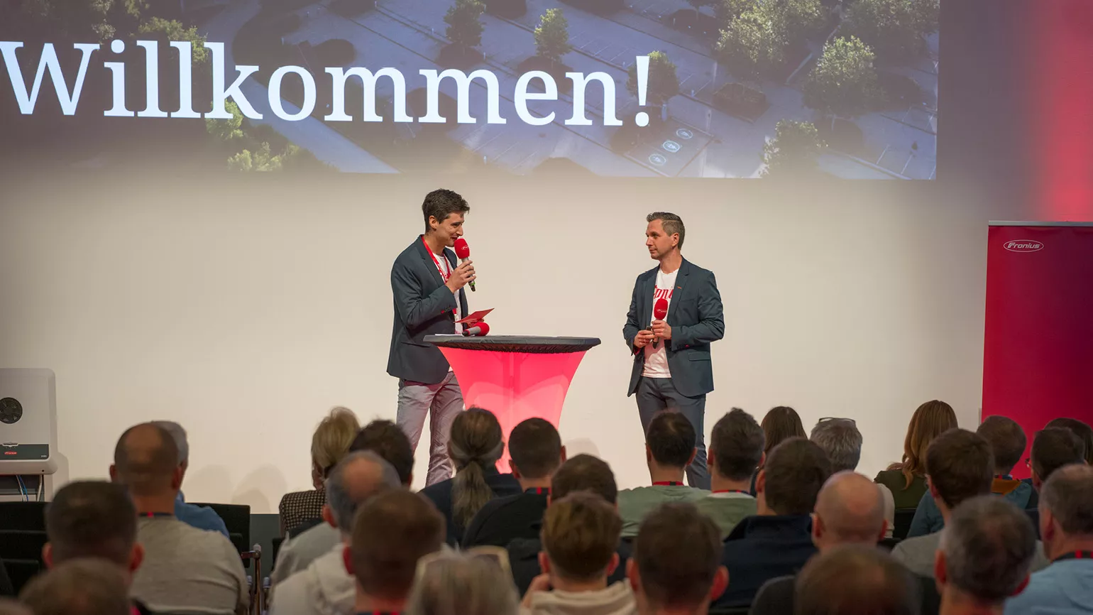 Begrüßung am Event durch Wolfgang Oberroither (Vertriebsleiter Oesterreich)