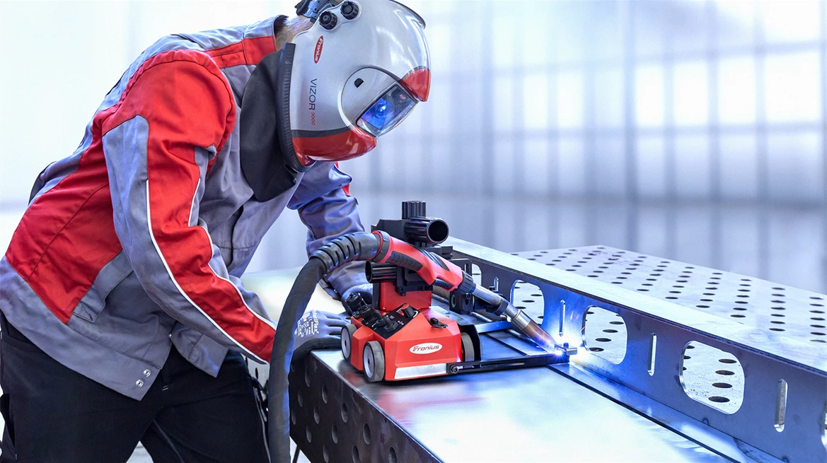 Schweißfahrwerk ArcRover 15 - Längsnahtschweißen