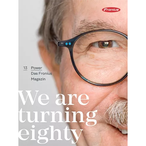 Günther Fronius am Cover vom Fronius Mitarbeitermagazin Power