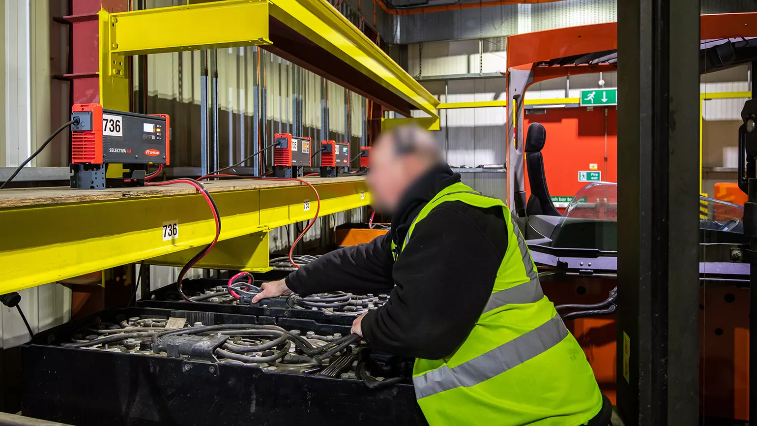 CJ Lang and Son verwendet Fronius Selectiva 4.0 zum Laden von Gabelstaplern