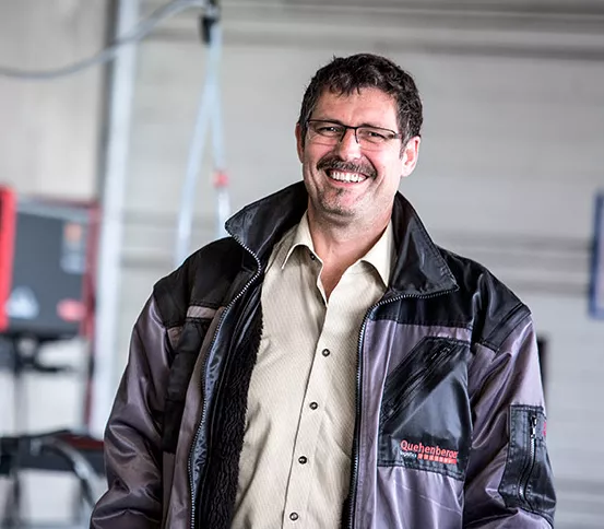 Quehenberger Logistics using Fronius Selectiva charger for charging electric Linde forklift trucks