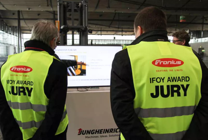 IFOY Award Jury 2016