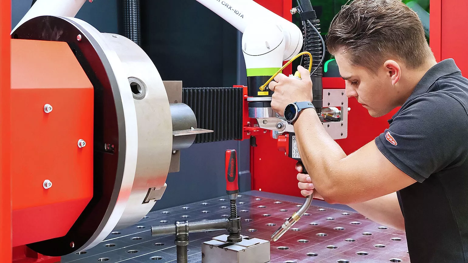 Cobots - Hightech gegen Fachkräftemangel