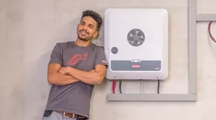 Installer with GEN24 inverter