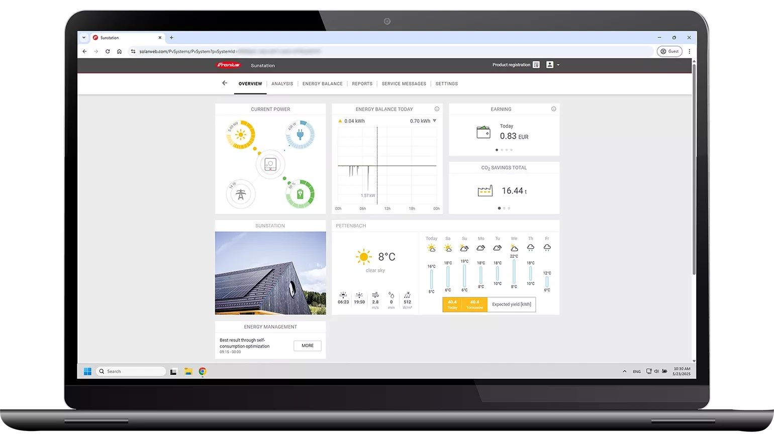 Laptop displays the Solar.web app for monitoring photovoltaic systems in real time.
