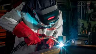 MIG/MAG welding with Sirix welding helmet