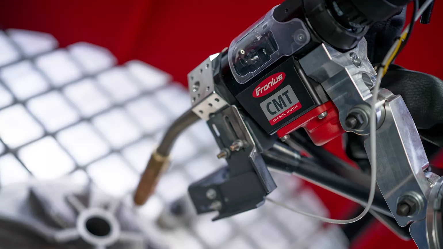 Welding with CMT