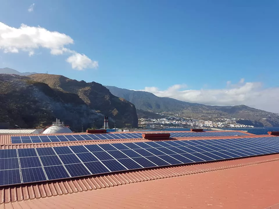 Instalación FV Supermercado Spar en Breña Alta