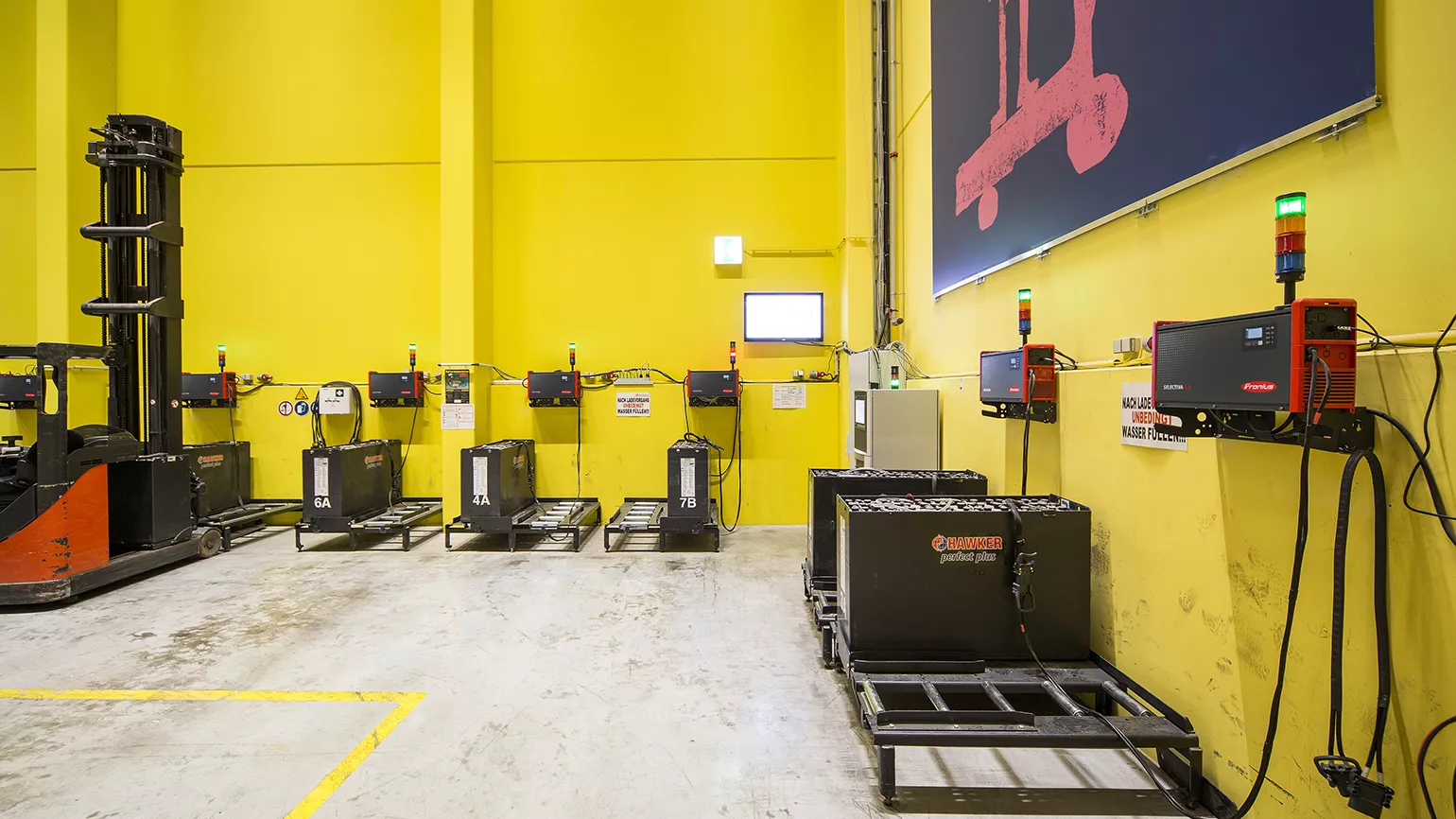 Optimise costs sustainably with Fronius battery charging technology